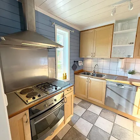 Casa de Férias Idyllisk Pa Vakre Bjarkoy Harstad