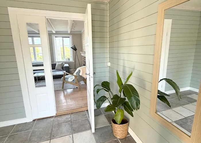 Ferienhaus Idyllisk Pa Vakre Bjarkoy *