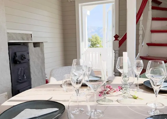 Ferienhaus Idyllisk Pa Vakre Bjarkoy Harstad