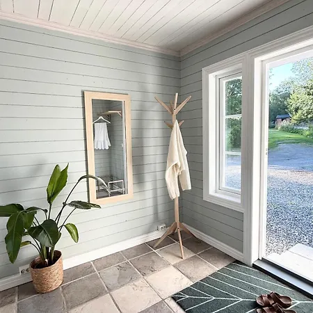 Idyllisk På Vakre Bjarkøy Feriehus Harstad