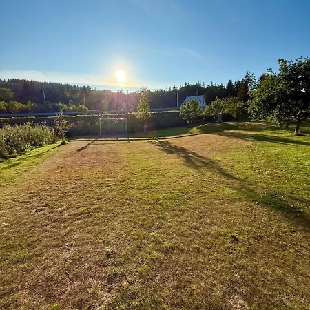 Feriehus Idyllisk På Vakre Bjarkøy *